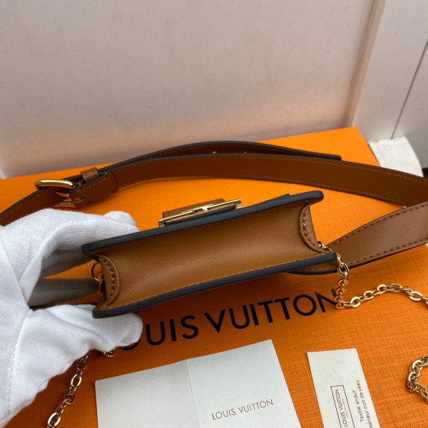 l**is V*t*n bumbag dauphine bb