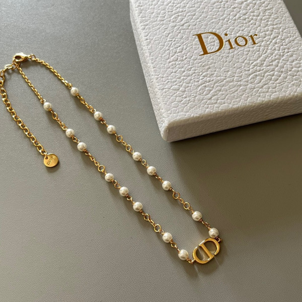 D*or necklace