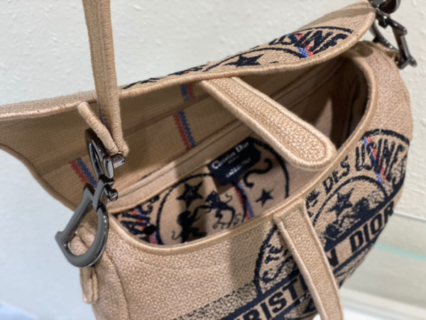 D*or saddle bag
