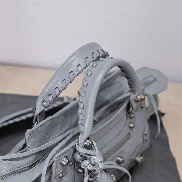 Ba*len*cia*ga neo cagole xs handbag