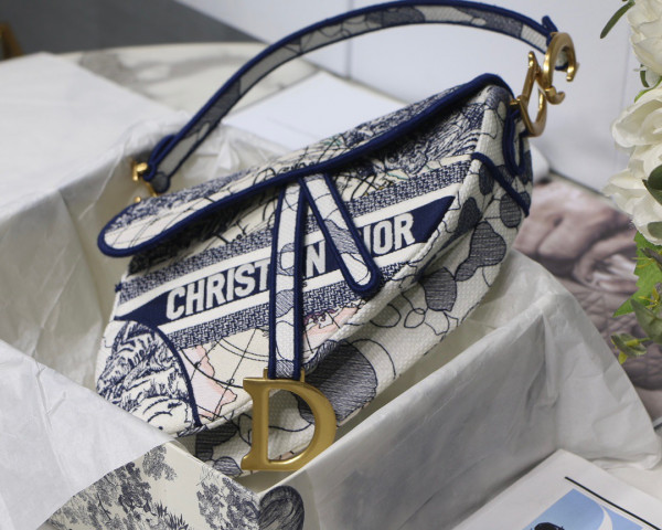 D*or saddle bag
