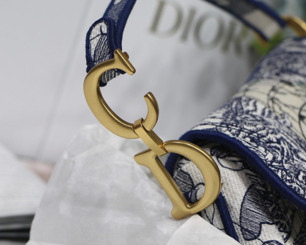 D*or saddle bag