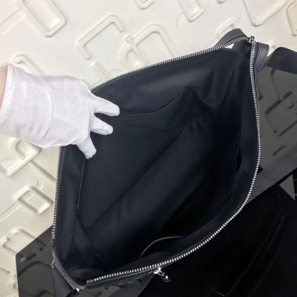 l**is V*t*n odyssey messenger mm