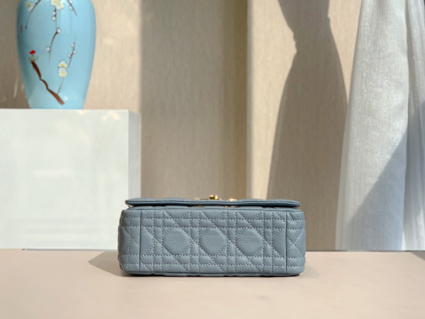 D*or small D*or caro bag