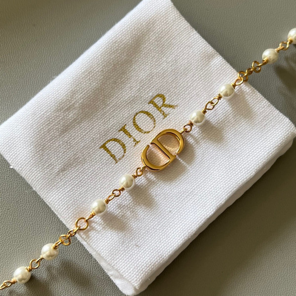 D*or necklace