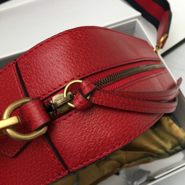 G*u*i gg messenger bag
