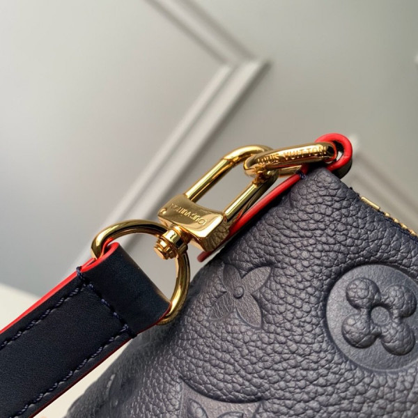 l**is V*t*n v tote mm