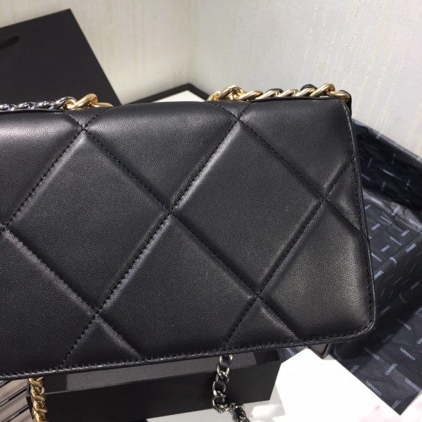 CL CHAIN WALLET
