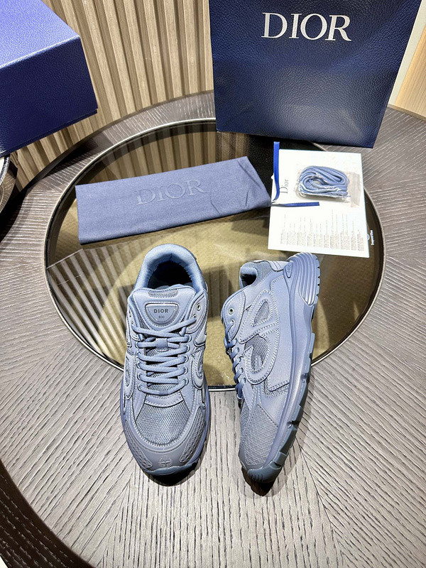 D*or b30 sneaker