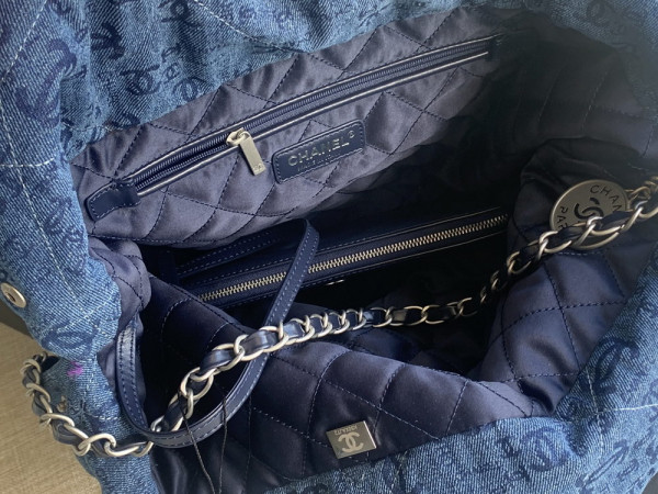 CL LARGE 22 HANDBAG