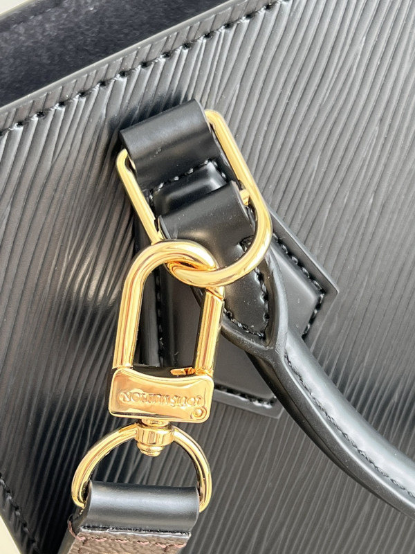 l**is V*t*n petit sac plat