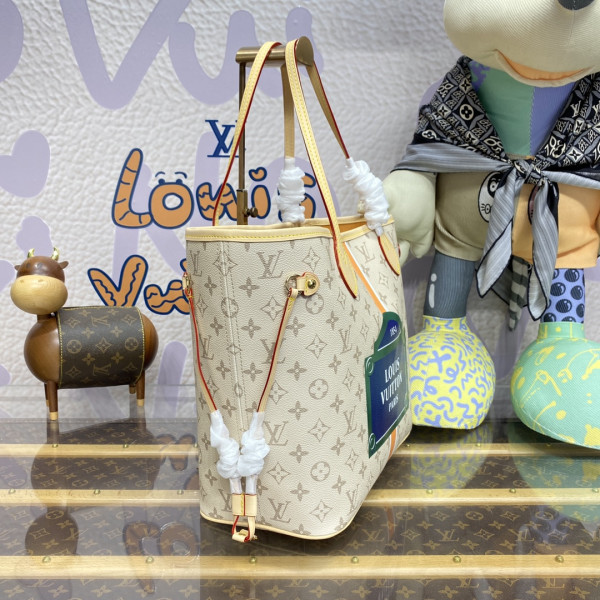 l**is V*t*n neverfull mm