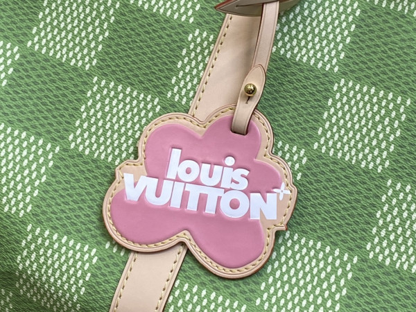 l**is V*t*n keepall bandouliÈre 50