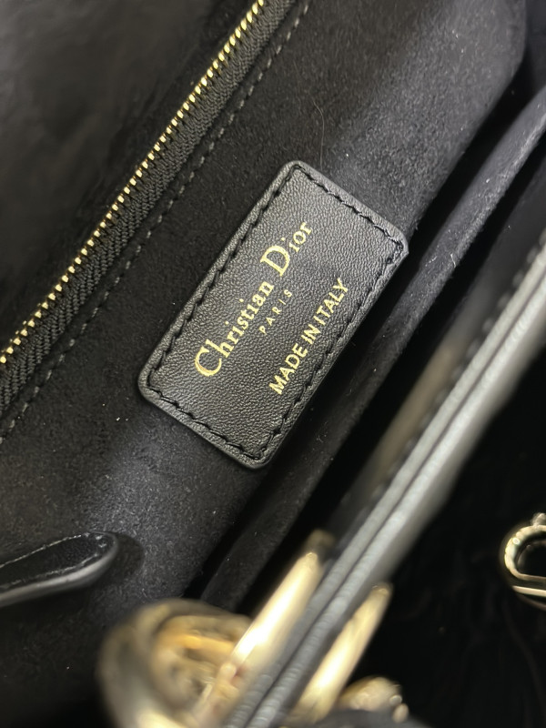 lady D*or - 20cm