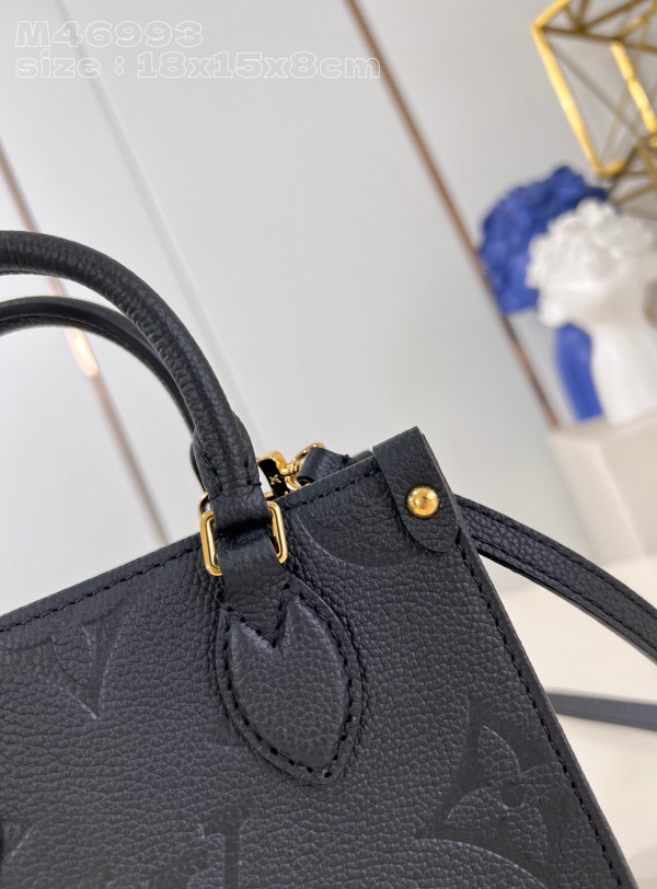 l**is V*t*n onthego bb-18*15*8.5cm