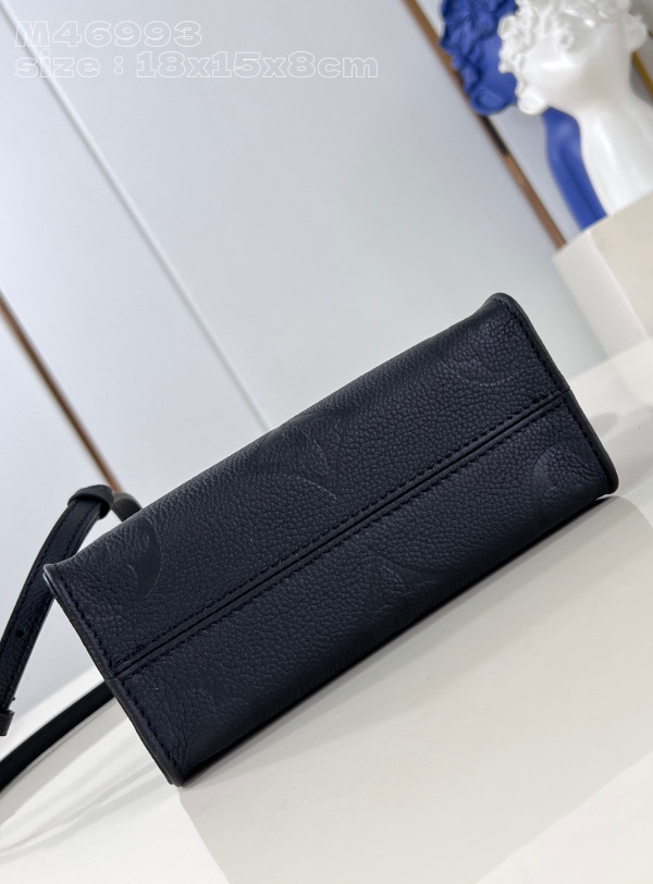 l**is V*t*n onthego bb-18*15*8.5cm