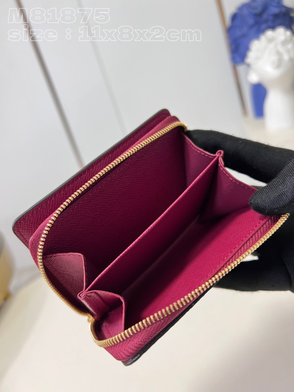 l**is V*t*n lou wallet-11.5*8.5*2.2cm