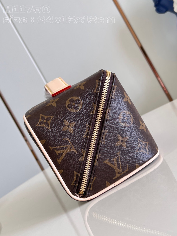 l**is V*t*n toiletry bag-24*13*13cm