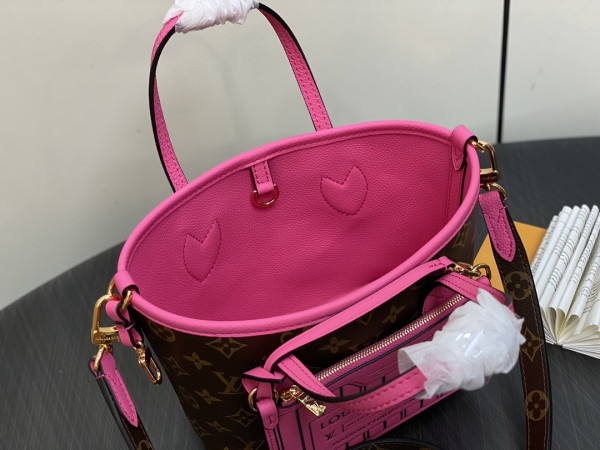 l**is V*t*n neverfull bandoulière inside out bb